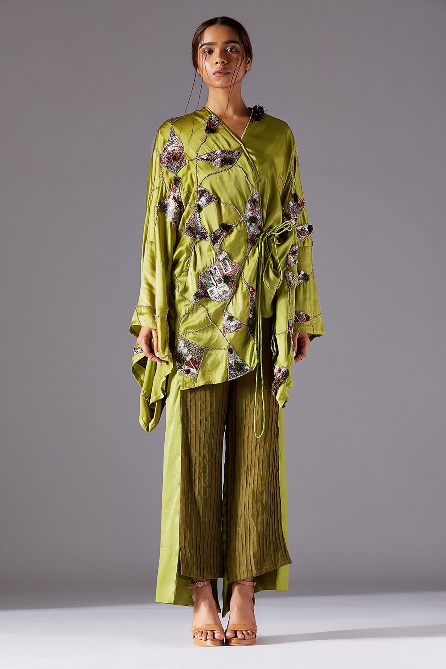 Shrubbery Kimono Embroidered Top with Elaborate Sleeves and Stylish Colorblocked Pants for Women - Modern Fashion Ensemble