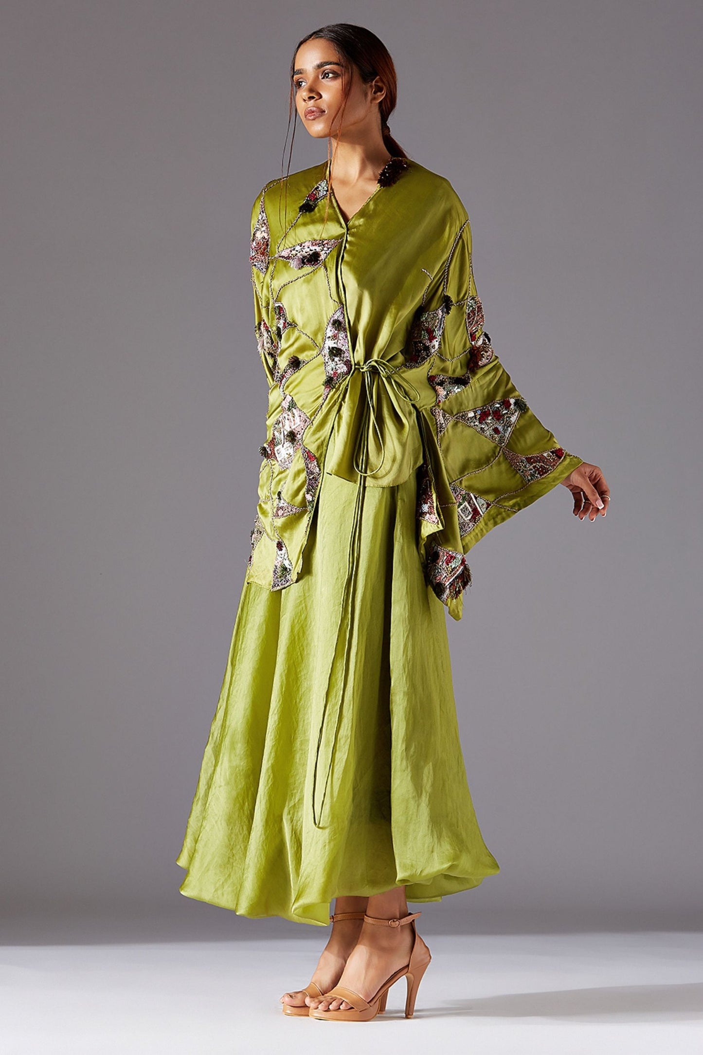 Embroidered Kimono Top Paired with a Balloon Skirt for Women - Chic and Modern Ensemble