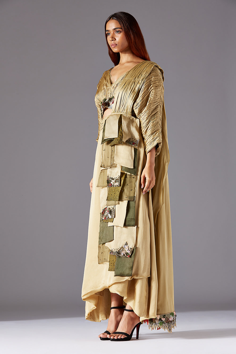 Townscape Saree-Skirt Set with Embroidered Skirt and Modern Saree Dress Styling