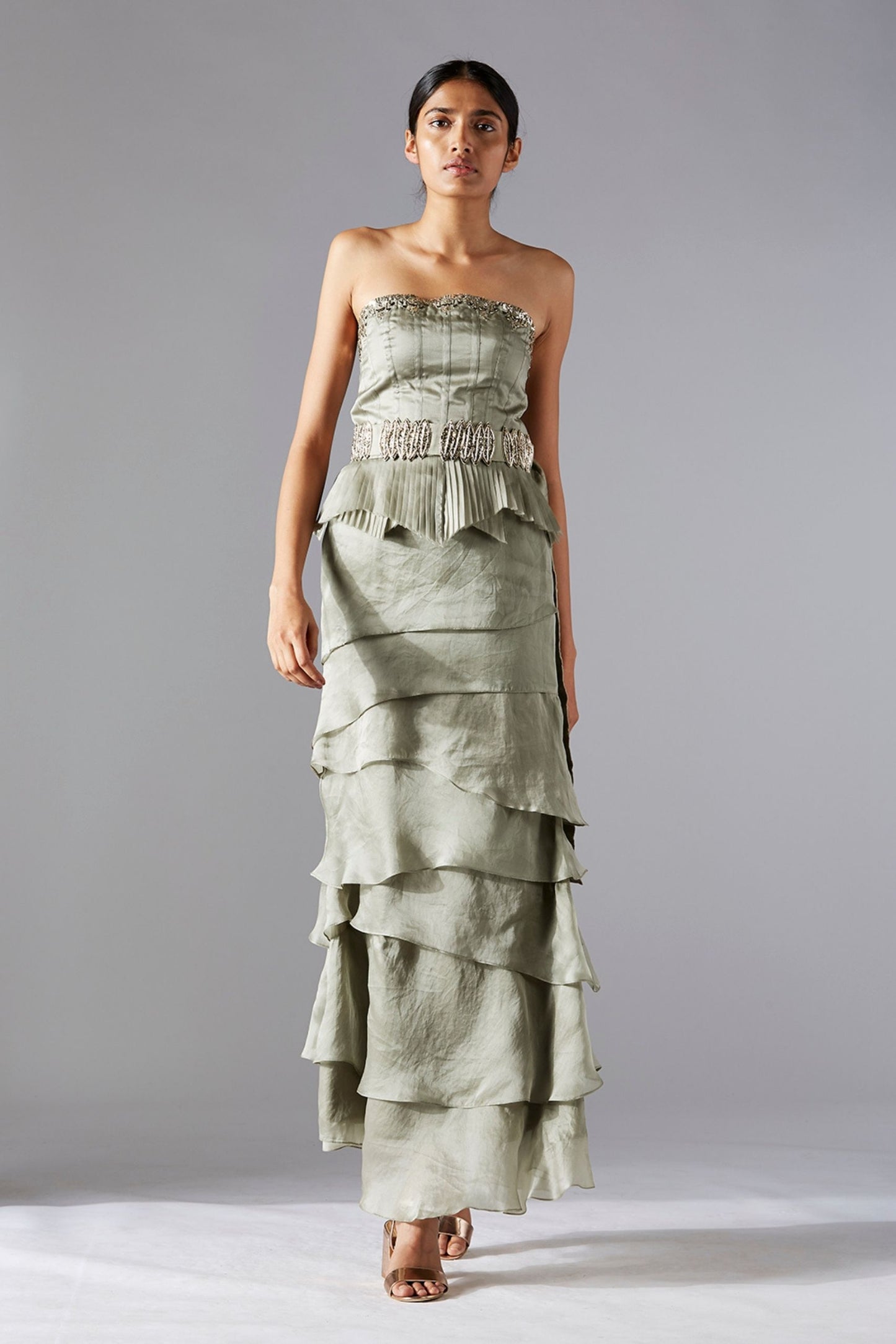 Corset and skirt set for women with strapless gown and cascading pleated skirt in satin organza, elegant fit and flare silhouette