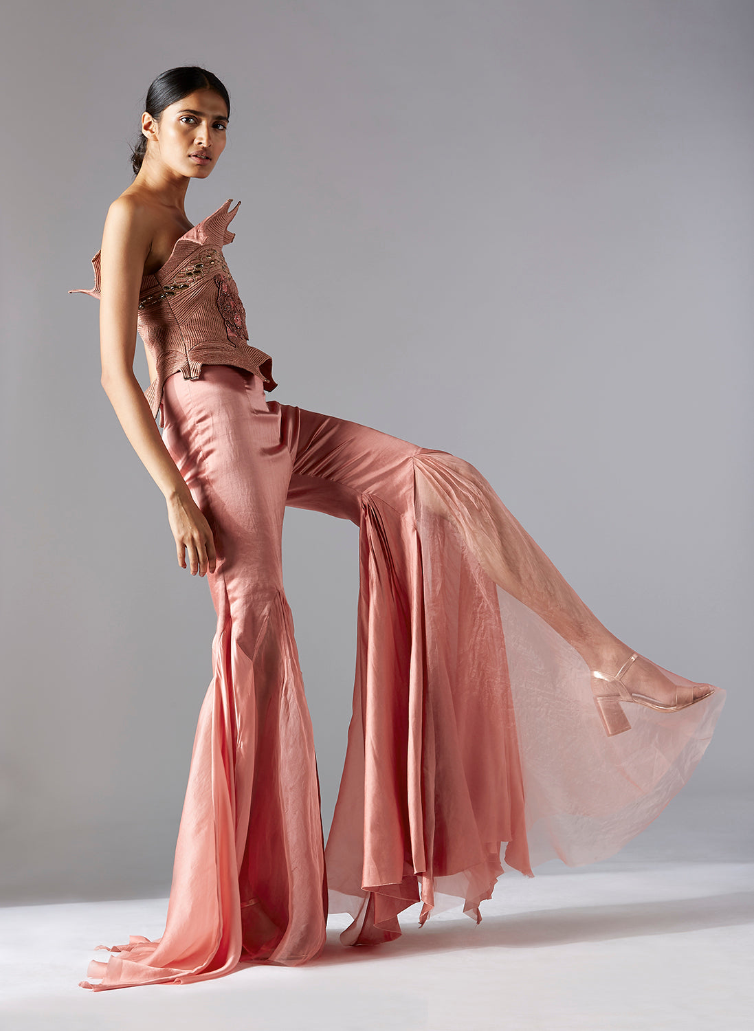 Side view of the Dune corset top and sharara set, highlighting the elegant silhouette and stylish fit
