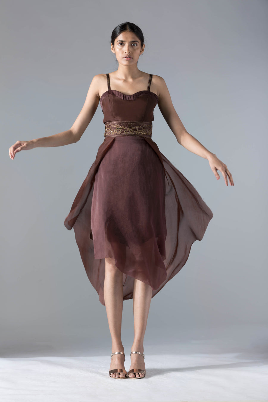 Dress – A Humming Way